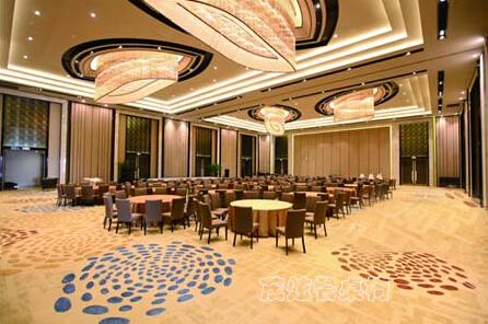 饭店宴会厅折叠餐桌批发价格